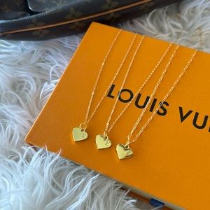 💛Authentic Designer Zipper Pull💛